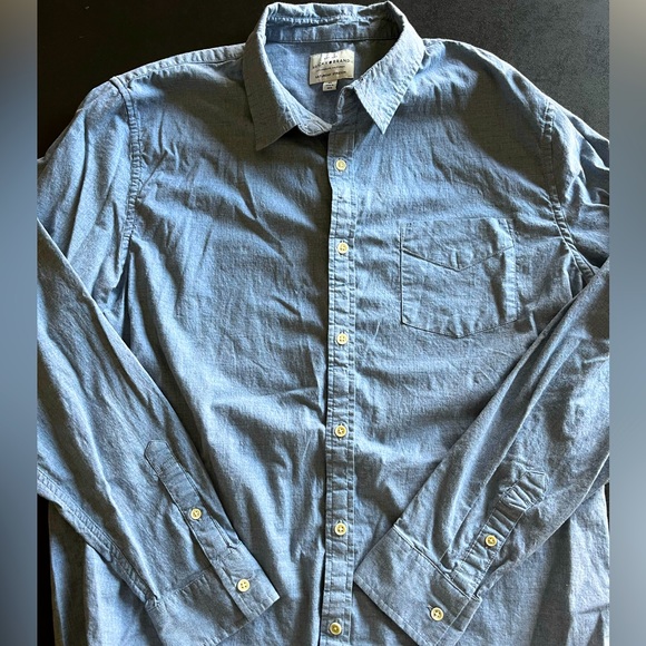 Men’s blue button-down size XL by Lucky. 97% cotton. - Picture 1 of 3